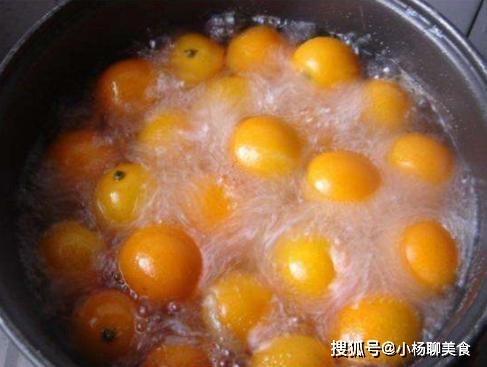 Chuẩn bị 1 bình này và uống mỗi ngày để tăng cường sức đề kháng và giảm ho